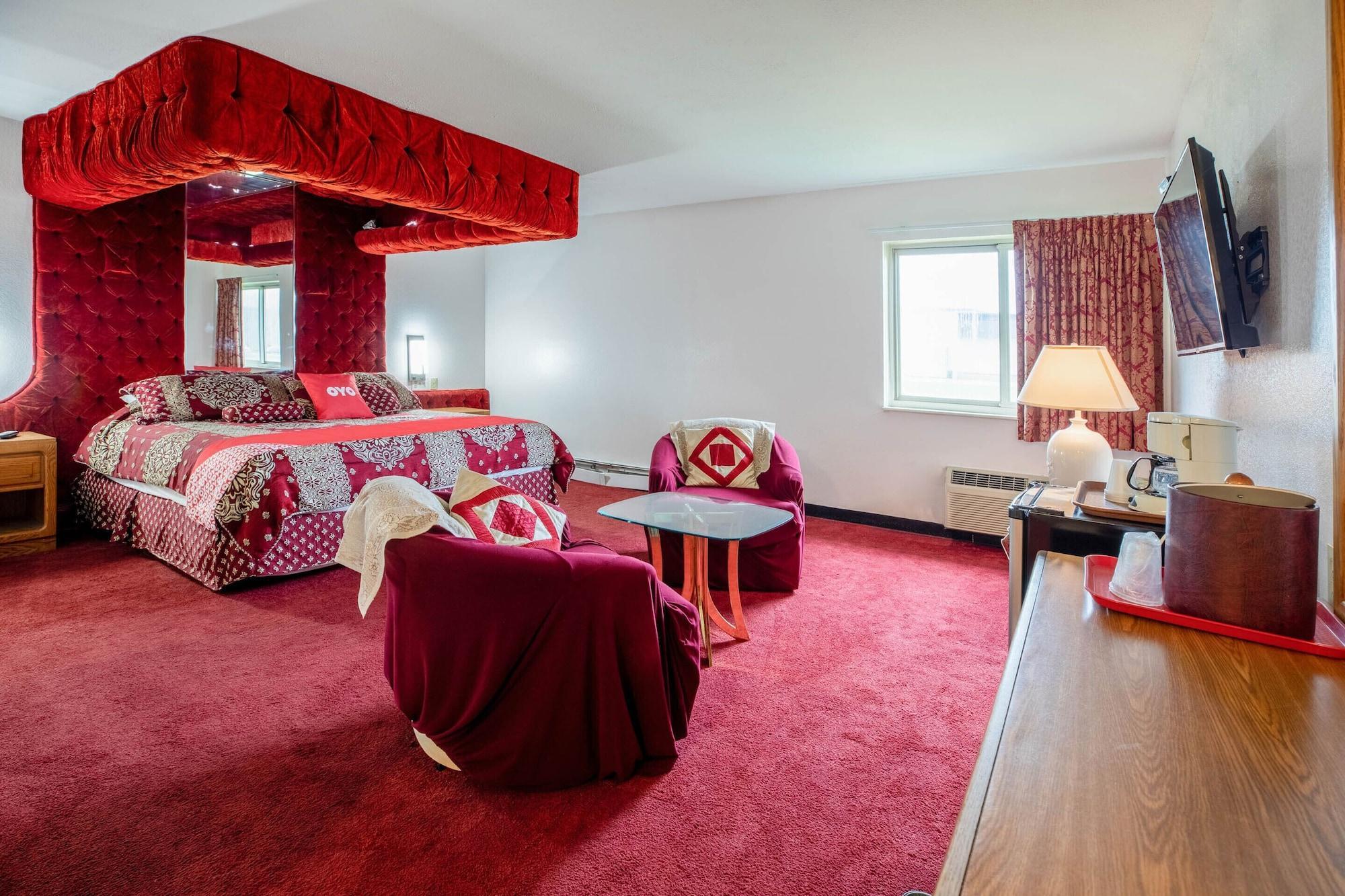 Oyo Hotel Chesaning Route 52 & Hwy 57 エクステリア 写真