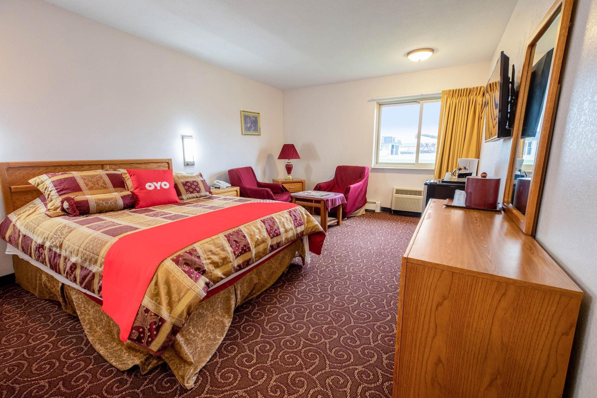 Oyo Hotel Chesaning Route 52 & Hwy 57 エクステリア 写真